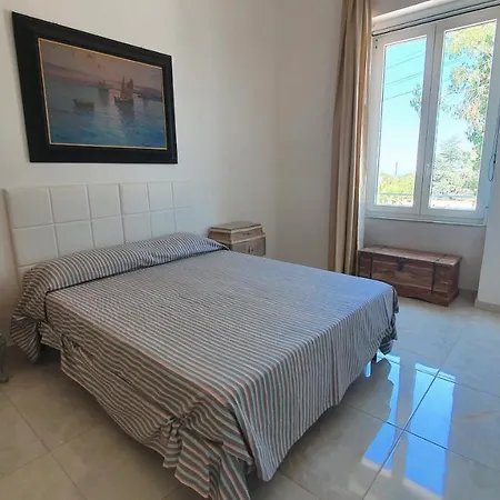 Piazza La Torre Tatil Evi *