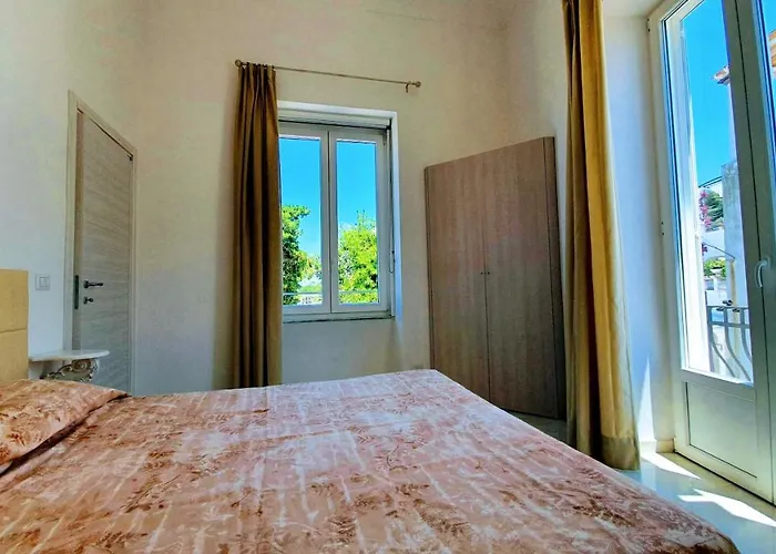 Piazza La Torre * Anacapri (Isola di Capri)