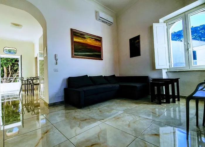 Feriehus Piazza La Torre Anacapri (Isola di Capri)